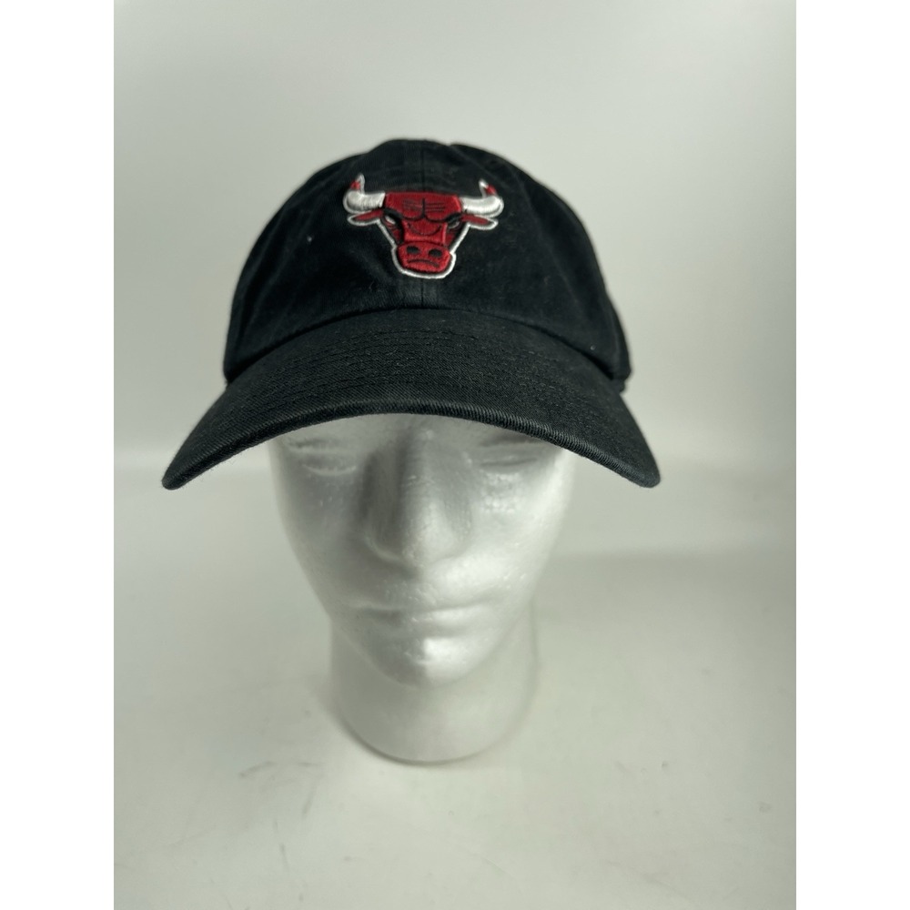 Chicago Bulls Hat Cap Strapback Black '47 Brand Basketball NBA Logo Adjustable